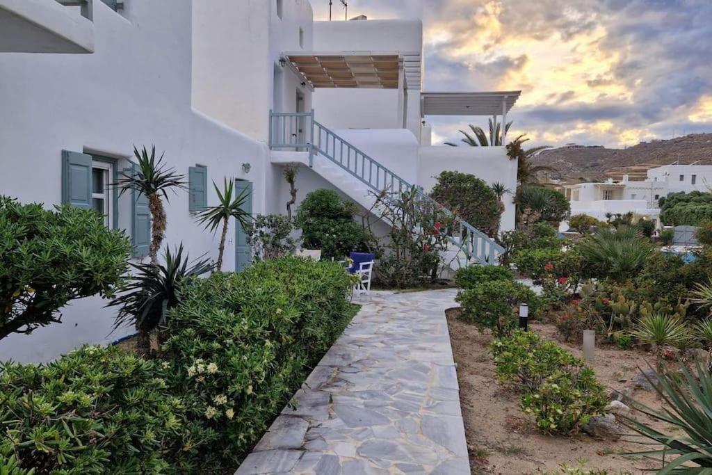 Ilios Cozy Poolhouse Mykonos